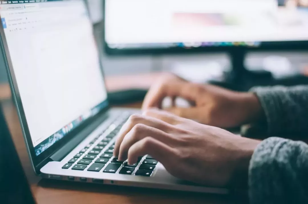 La rédaction de contenu web à l’aide d’un site de rédaction concerne aujourd’hui toutes les entreprises qui souhaitent améliorer leur visibilité en ligne.
